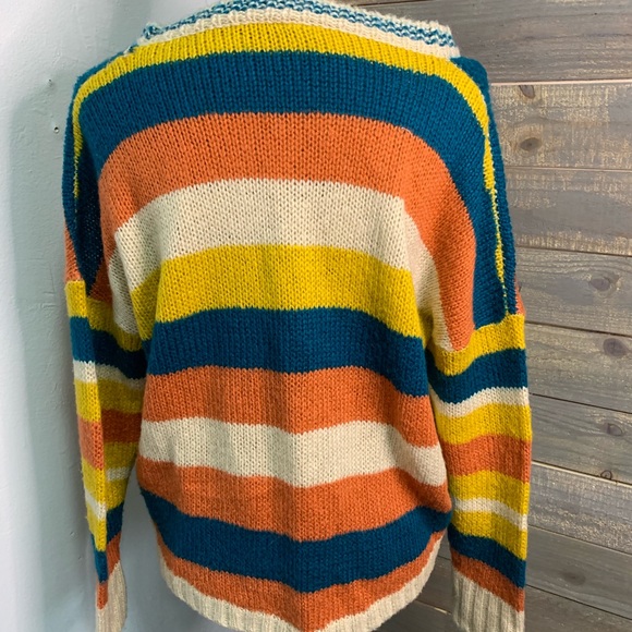 Sweater - Picture 2 of 2